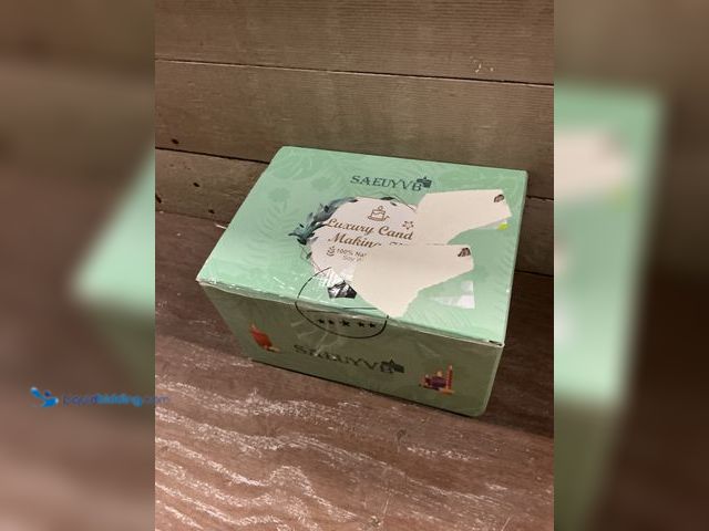 Lot 49-5487458 - saeuyvb candle making kit (attachments included) (unable to test) Used