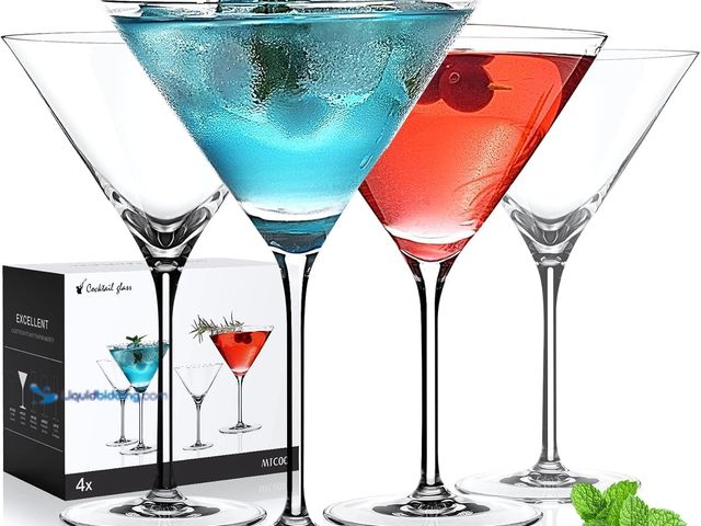 Lot 49-5463258 - LUNA & MANTHA Martini Glasses Set of 4, Hand Blown Crystal Large Martini Glass Set 9oz, Elegant Cock...