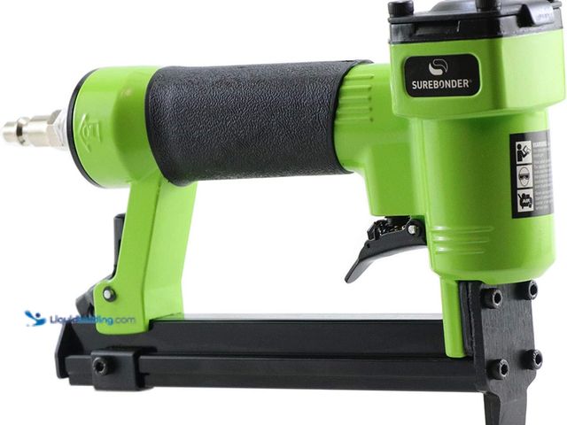 Lot 49-5461380 - Surebonder  Upholstery Stapler with Carrying Case. Model: 9615A. Unused