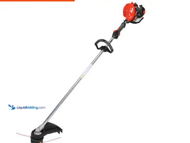 Lot 49-5551647 - ECHO
21.2 cc Gas 2-Stroke Straight Shaft String Trimmer, Used with compression