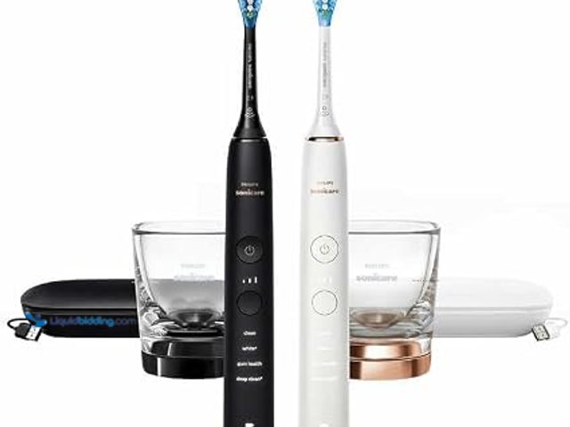 Lot 49-1625712 - PHILIPS Battery Powered Sonicare Diamond Clean Rechargeable Toothbrush for Complete Oral Care 2-Pack...