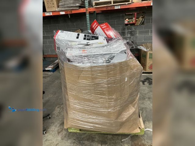 Lot 49-5560139 - Salvage Pallet - IMPORTANT: Please note that the condition of this lot is SALVAGE. Salvage assets ar...