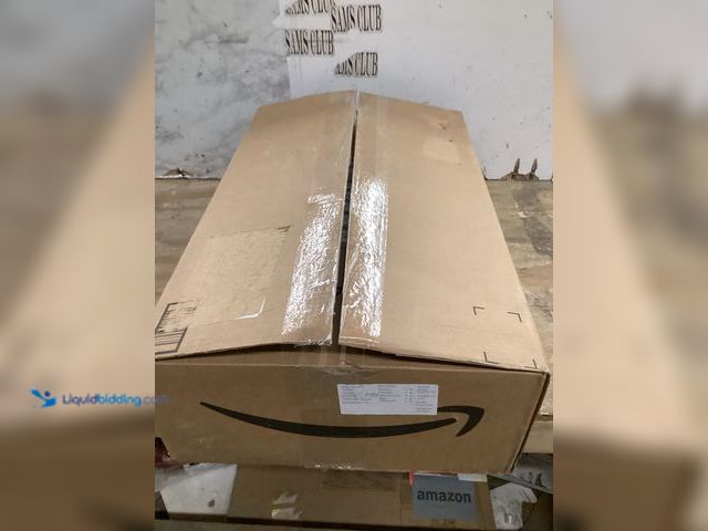 Lot 49-5448209 - Quilt Bedding Set. Used