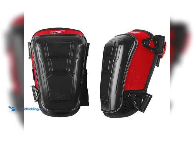 Lot 49-3566121 - Milwaukee
High Performance Hard Shell Knee Pads. Model # 48-73-6030. Used with scuffs