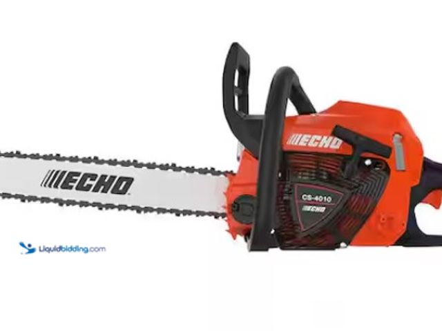 Lot 49-1550252 - ECHO 18 in. 41.6 cc 2-Stroke Gas Rear Handle Chainsaw, Model # CS-4010-18, Used, Cord pulls rough, H...