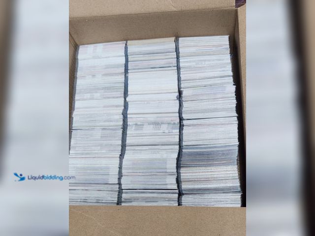 Lot 49-1988926 - BOX OF AROUND 2,000 COLLECTIBLE SPORTS CARDS.