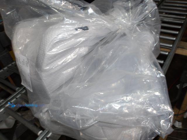 Lot 49-1513934 - Office Chair Seat Cushion, White/ Grey, Unused  Ref#4G-0723