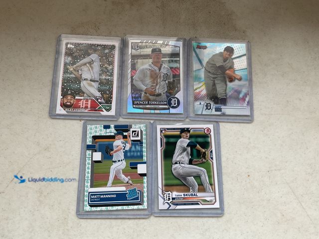 Lot 49-1830756 - COLLECTIBLE LOT OF 5 DETROIT TIGERS ROOKIE AND FIRST YEAR CARDS INCLUDING RILEY GREEN, SPENCER TORKE...