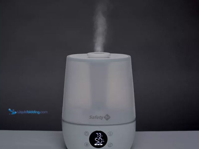 Lot 49-2006576 - Safety 1st Humid Control Filter Free Humidifier: Cool Mist, Ultrasonic, Up to 300 Sq. Ft., Model # 8...