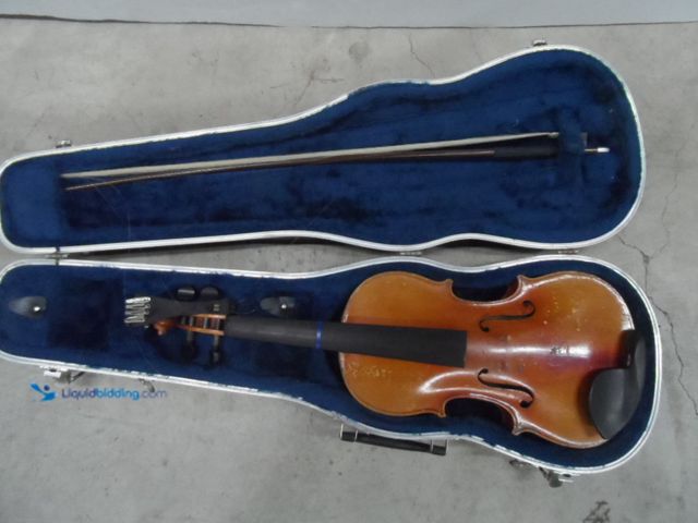 Lot 49-1806214 - 1 ANTONIUS STRADIVARIUS FACIEBAT ANNO 1722 Violin Antonius Stradivarius Violin In Glaesel Hard Case ...