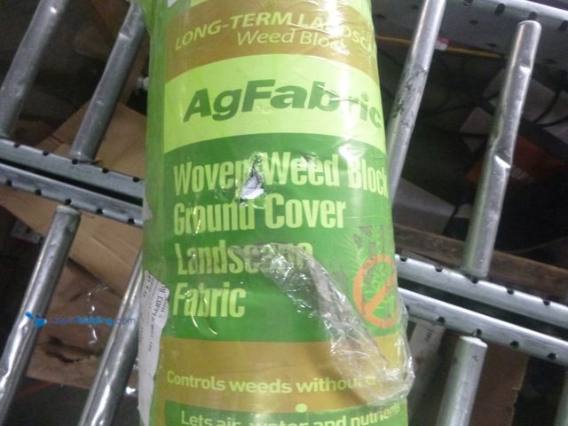Lot 49-1518037 - Agfabric 3.2 Oz Woven Weed Barrier Garden Landscape Fabric, 5 x 100 Foot, Black Model #907813746, Ne...