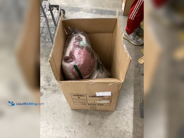 Lot 49-5460535 - 60x72 Comforter Bed Set Item is unused.