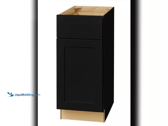 Lot 49-1515678 - Hampton Bay Avondale 15 in. W x 24 in. D x 34.5 in. H Ready to Assemble Plywood Shaker Base Kitchen ...