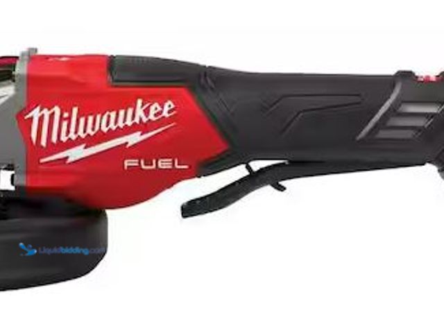 Lot 49-3472105 - Milwaukee M18 FUEL 18-Volt Lithium-Ion Brushless Cordless 4-1/2 in./6 in. Braking Grinder with Paddl...