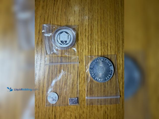 Lot 49-1975127 - 4 pieces 2 grams,1/2 ounce and a silver quarter. All silver