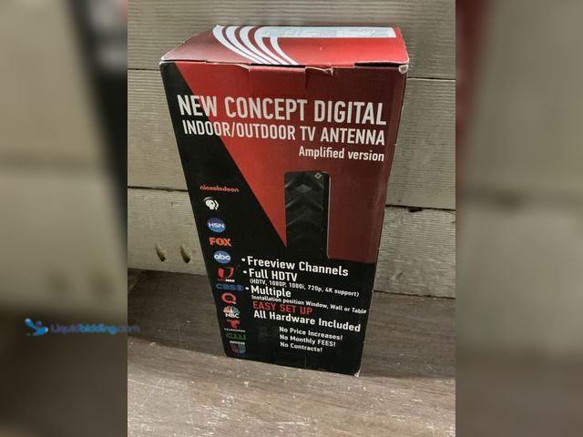 Lot 49-3539520 - UMUSTHAVE New Concept Digital Indoor/Outdoor TV Antenna (amplified version) New