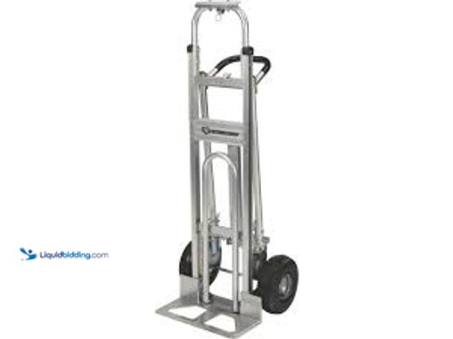 Lot 49-3539910 - Strongway 3-in-1 Aluminum Hand Truck, 550-/770-Lb. Capacity. Unused and has a crack