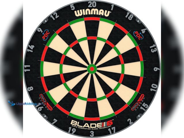 Lot 49-5416006 - WINMAU Darts Blade 6 Triple Core Carbon Professional PDC Dartboard with Official Tournament Specific...