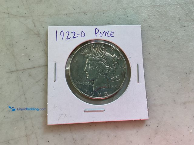 Lot 49-1505525 - 1922-O PEACE ONE DOLLAR SILVER COIN #COINS1211