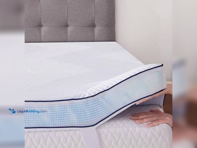 Lot 49-5544631 - SOOSLEEPY Full Size Memory Foam Mattress Topper 3 Inch with Removable Soft Cover Ventilated Breathab...