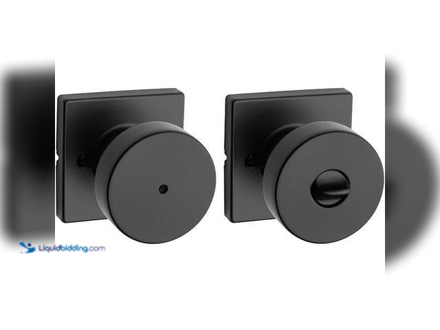 Lot 49-5452693 - Kwikset
Pismo Matte Black Bed/Bath Square Door Knob. SKU # 1012489066 Item is used.