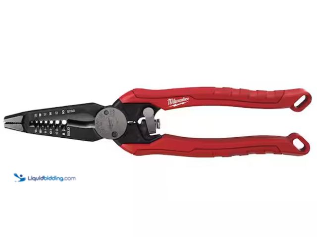 Lot 49-2005932 - Lot of (3) Milwaukee 9 in. 7-in-1 High Leverage Combination Wire Stripper/Cutter Pliers, Model # 48-...
