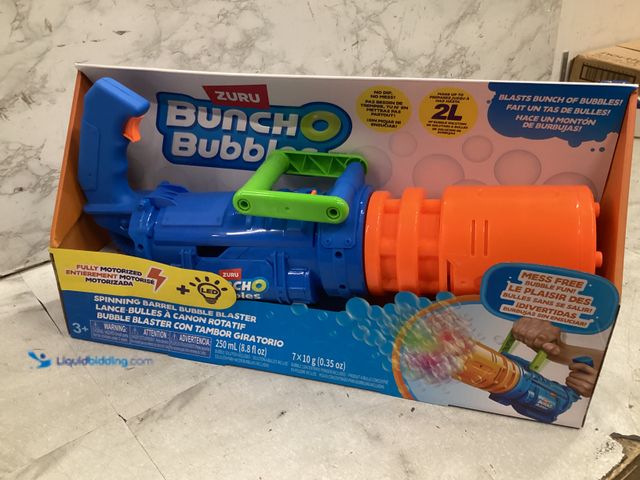 Lot 49-5542650 - ZURU Bunch O Bubbles Motorized Blaster - High Volume Bubble Machine + Solution Unused