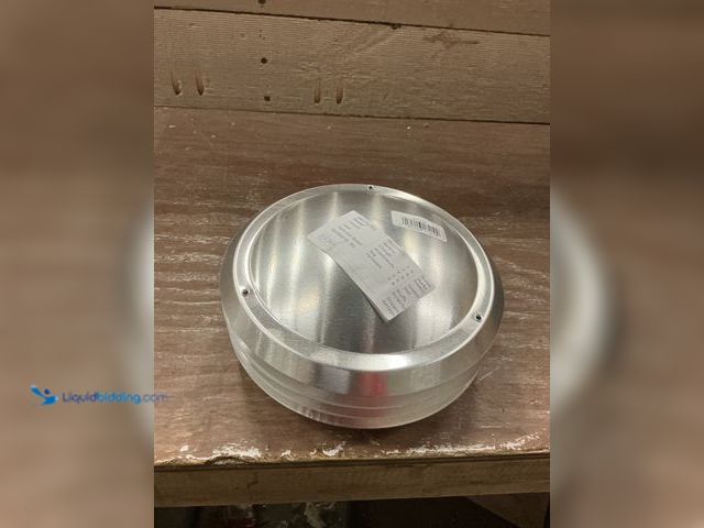 Lot 49-3537949 - Diversitech Versa Cap® 6-5070 4-7/8 to 7" Flue and Hot Stack Cap, Aluminum New