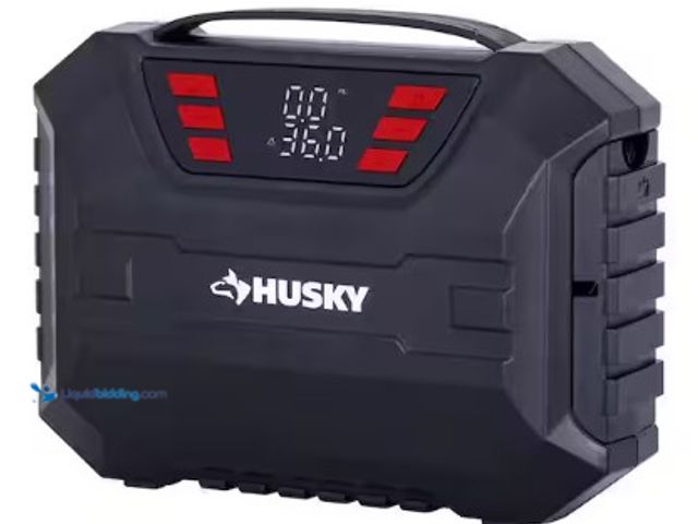 Lot 49-2022811 - Husky 12-Volt DC Compact Quick Flow Air Compressor Air Pump Inflator with Digital Pressure Gauge, LE...