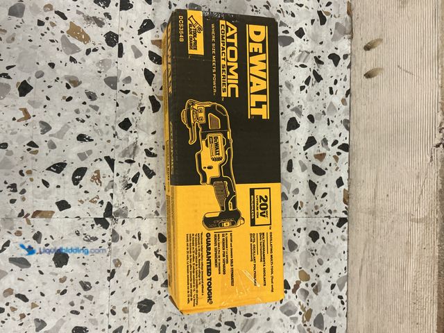LiquidBidding - Lot 49-5489957 - DEWALT ATOMIC 20V MAX Cordless ...