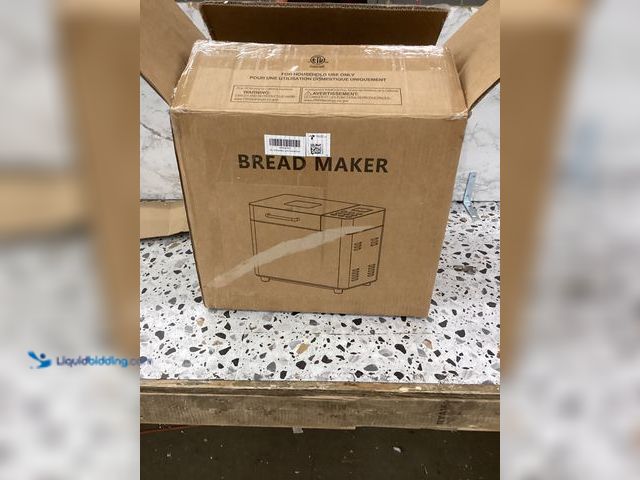 Lot 49-5460621 - 2 LB Bread Maker BM8205 Item is unused, powers on