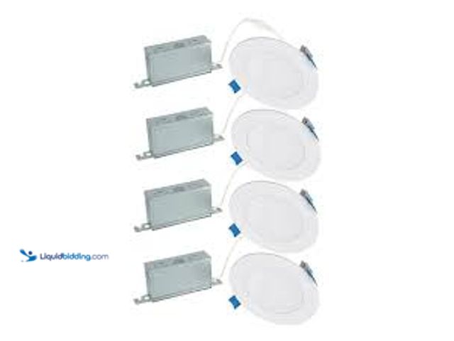 Lot 49-5411800 - HALO HLBSL 4 in. Canless Integrated LED, 600 Lumens, 5CCT, White (12-Pack). Model # HLBSL406FS5-12PK...
