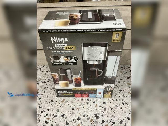 Lot 49-5574265 - Ninja - Pods & Grounds Specialty Single-Serve Iced Coffee Maker, K-Cup Pods. Unused
