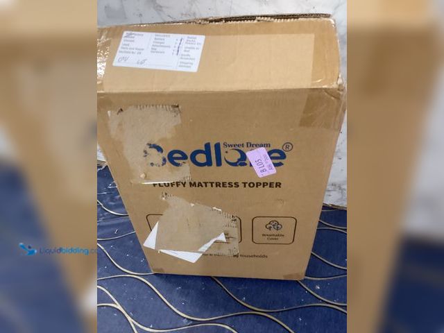 Lot 49-5490113 - Bedlore Fluffy Mattress Topper Item is Factory Sealed