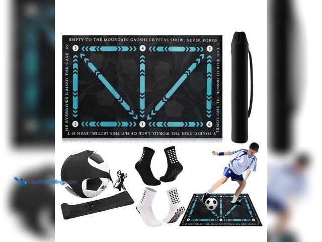 Lot 49-3432603 - Soccer Training Mat with Video Guide & Grip Socks - 47"x32" Non-Slip Agility Footwork Mat for Home/G...