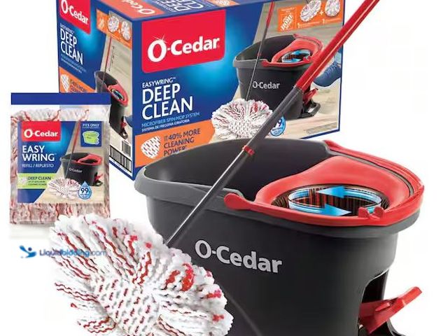 Lot 49-3539080 - O-Cedar
EasyWring Deep Clean Microfiber Spin Mop w/ Bucket System, 1 Machine Washable Mop Head Refi...