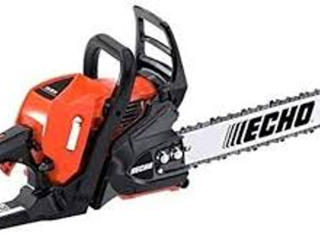 Lot 49-5448396 - ECHO 16 in. 34.4 cc Gas 2-Stroke Engine Rear Handle Chainsaw. Model # CS-3510-16. Used