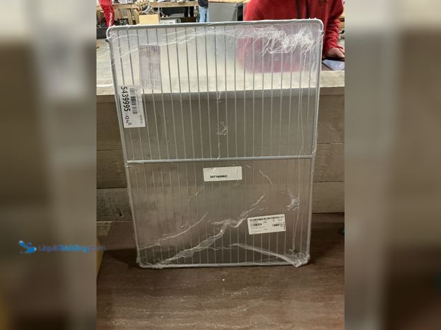Lot 49-3527324 - 25"x19" Wire Shelf New