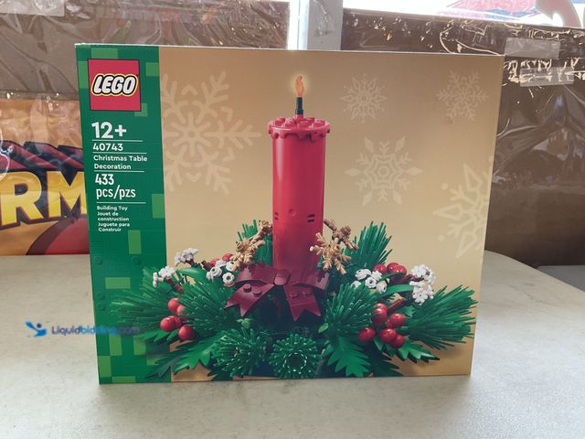 Lot 49-1830524 - COLLECTIBLE FACTORY SEALED LEGO CHRISTMAS TABLE DECORATION 40743 #COINS0219
