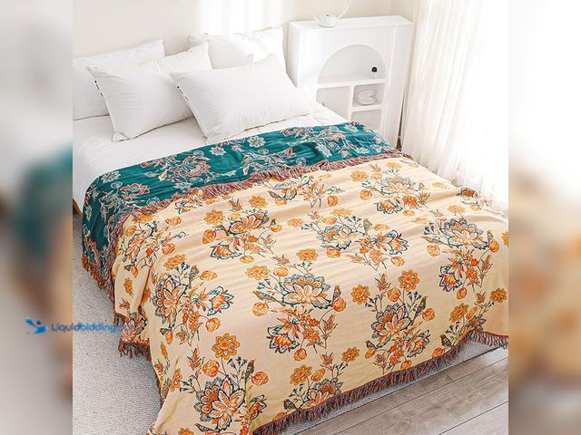 Lot 49-5406919 - Watbro Boho Throw Blanket for Bed - 100% Cotton Ultra Soft Luxury Throw Rustic Fall Quilt,Orange Flo...