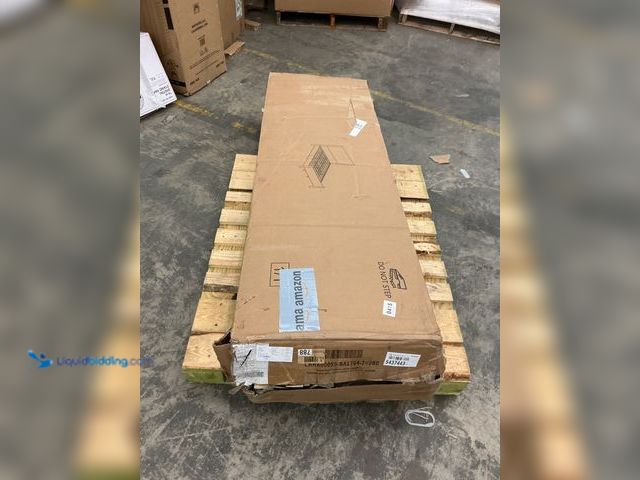 Lot 49-5437443 - King Size Boucle Bed Frame, Upholstered Headboard, Adjustable Headboard, Easy Assembly. [Model: chhk...