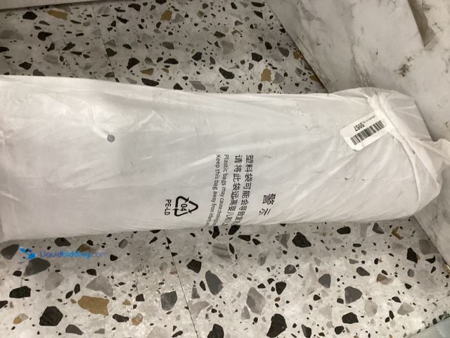 Lot 49-5438443 - Silicone Food Warmer Mat. Item is Used