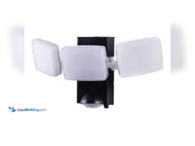 Lot 49-5415297 - Defiant 270° Black Motion Sensor Battery Powered Outdoor 3-Head Dusk to Dawn LED Security Flood Ligh...