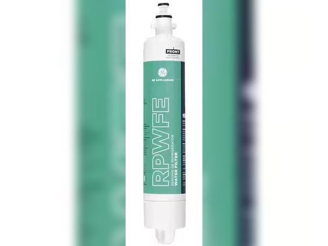 Lot 49-5478399 - GE
Genuine RPWFE Refrigerator Water Filter for GE Appliances 
Internet # 205601633
Model # RPWFE...