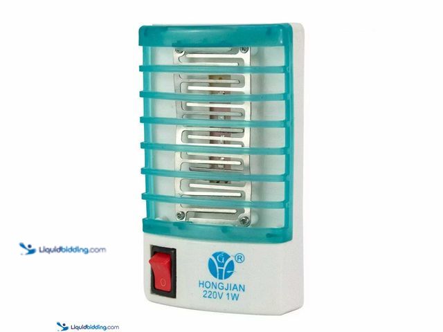 Lot 49-1802816 - Indoor LED Electric Mosquito/Bug Insect Zapper Trap Night Light 4.7"T x 2.6"W x 2"D - NEW -&nbsp; Lo...