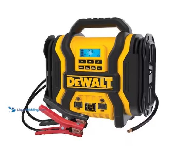 Lot 49-1571306 - DEWALT Portable Power 2000 Peak Amp Jump Starter w/Digital Compressor, Model # DXAEPS14, Used, Power...