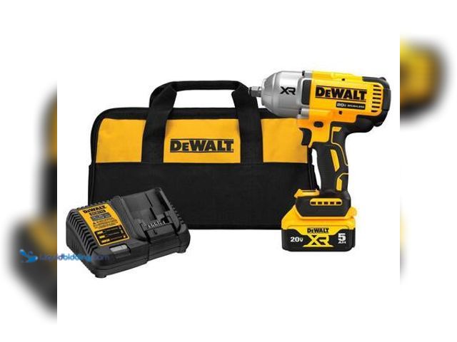 Lot 49-5554188 - DEWALT 20V MAX Lithium-Ion Cordless 1/2 in. Impact Wrench Kit Model # DCF900P1