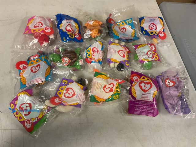 Lot 49-1505637 - COLLECTIBLE LOT OF 15 VINTAGE MCDONALDS HAPPY MEAL TOYS BEANIE BABIES IN ORIGINAL PLASTIC BAGS LOADE...