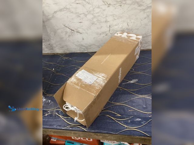 Lot 49-5490171 - Mellow Hotel Pillow (King) Item is unused