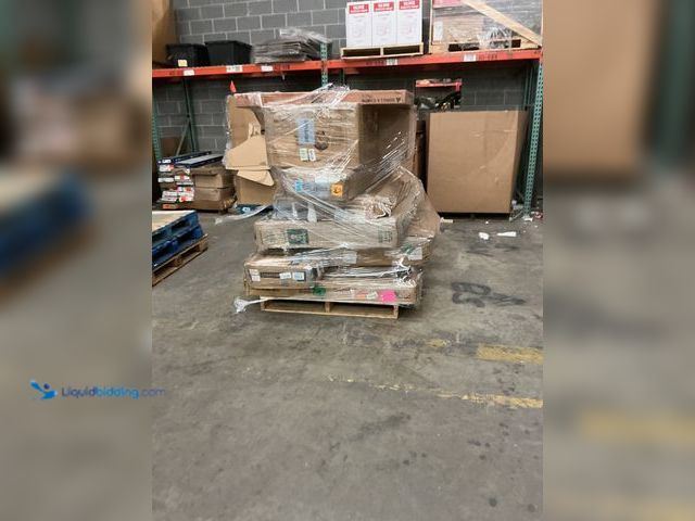 Lot 49-5476367 - Salvage Pallet - IMPORTANT: Please note that the condition of this lot is SALVAGE. Salvage assets ar...